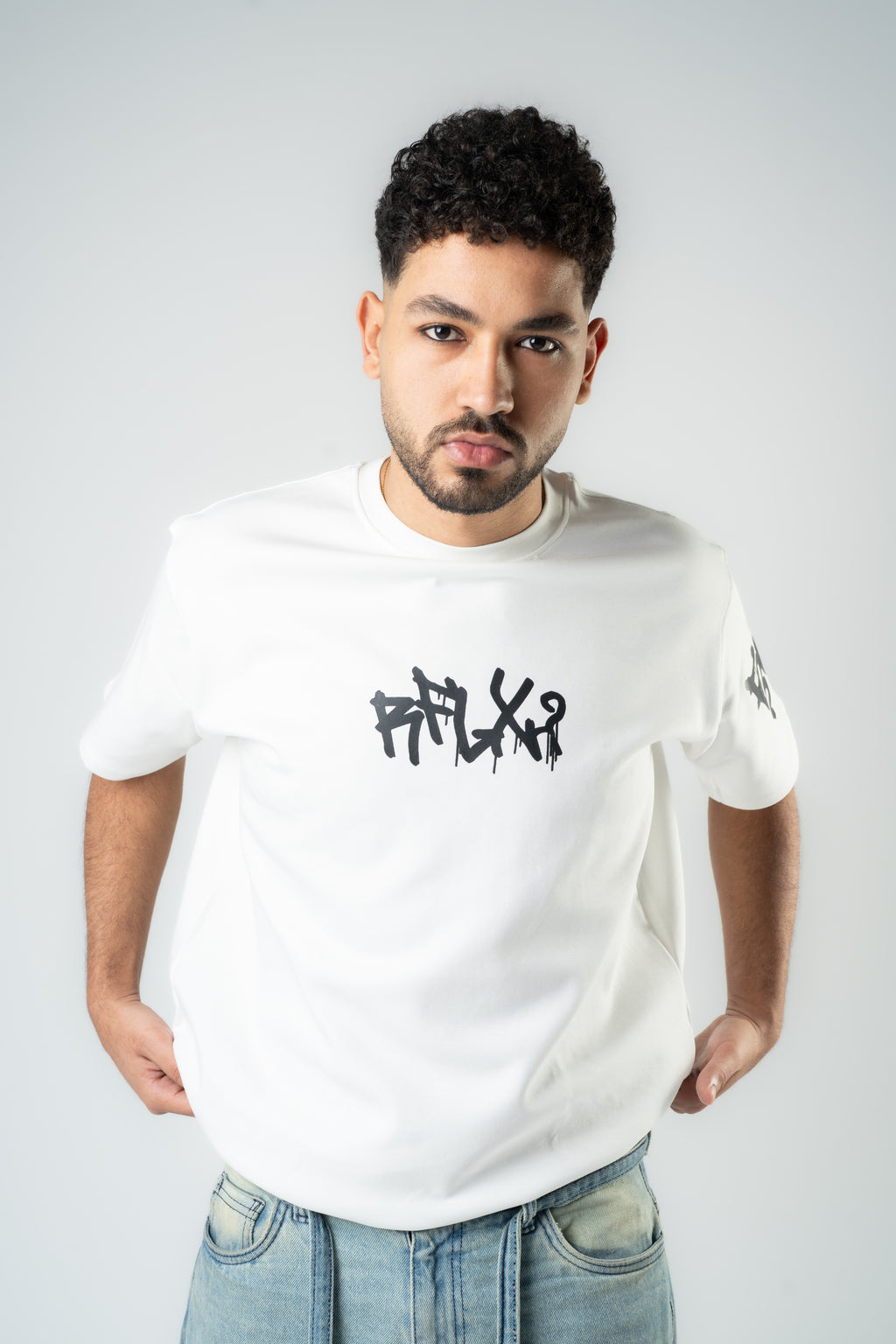 White Oversized Men’s T-Shirt